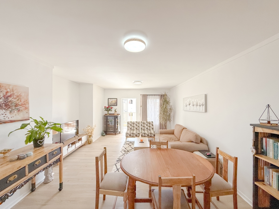 2 Bedroom Property for Sale in Bowtie Western Cape